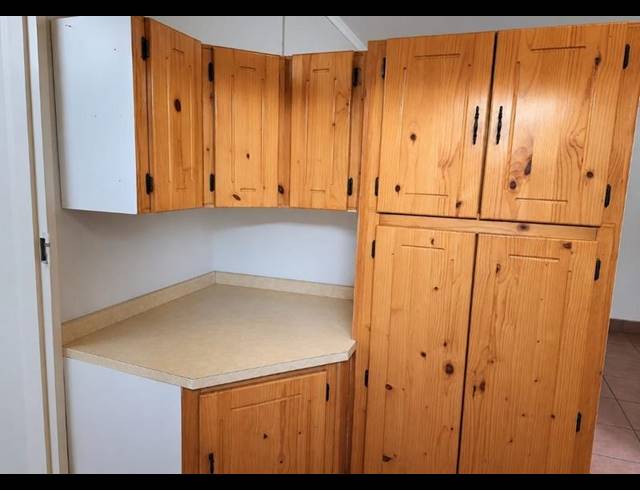3 BEDROOM HOUSE FOR SALE IN WOODMERE